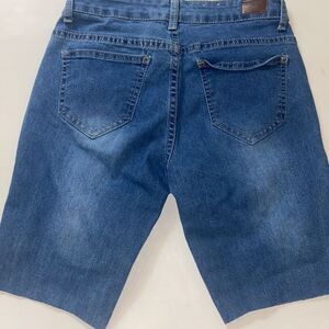 4/$30 APRIL GIRL JEANS SHORTS SIZE 5